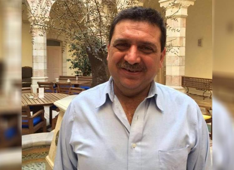 الصحفي الراحل صخر ابو عون
