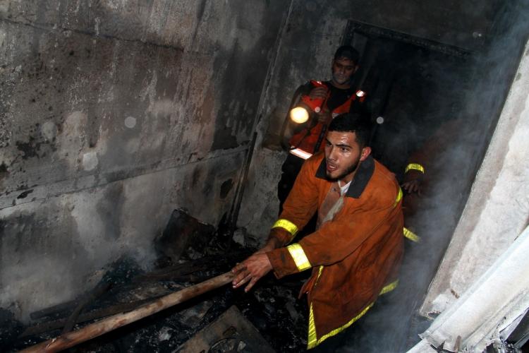 حريق في منزل بعائلة ابو ريا في جباليا
