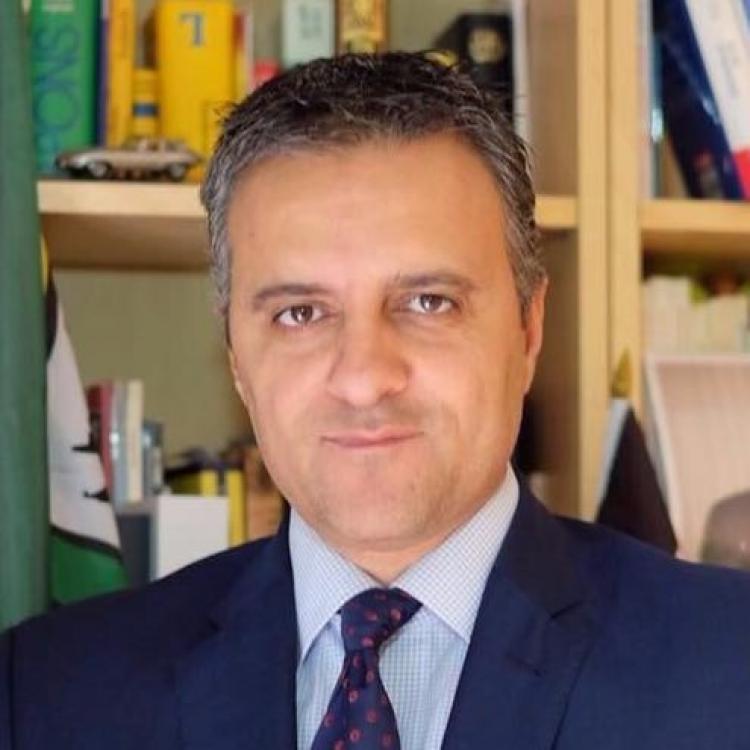 عضو المجلس الثوري لحركة فتح جمال نزال