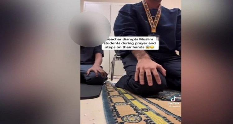 معلمة أمريكية تثير غضب المسلمين على السوشيال ميديا