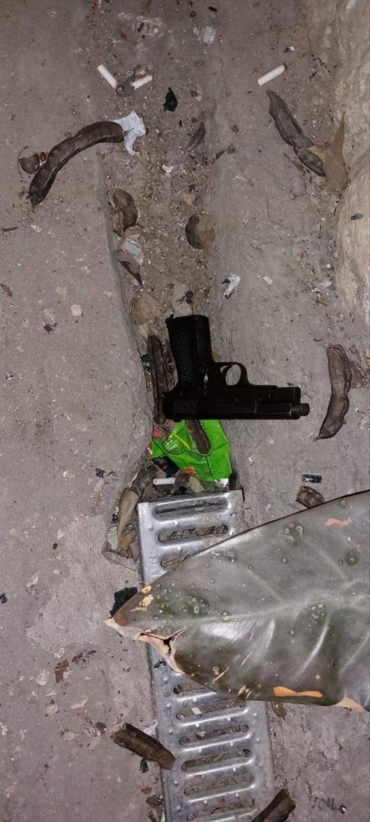 المسدس المستخدم في تنفيذ عملية القدس