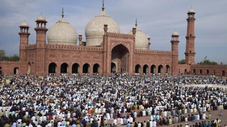 صلاة العيد في باكستان