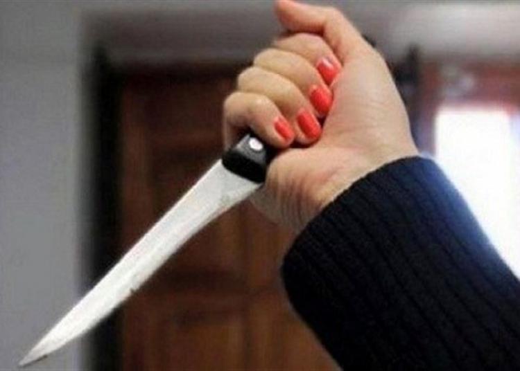 سيدة تطعن زوجها بسكين المطبخ