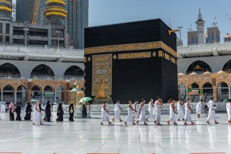 سر برودة أرضيات الحرم المكي