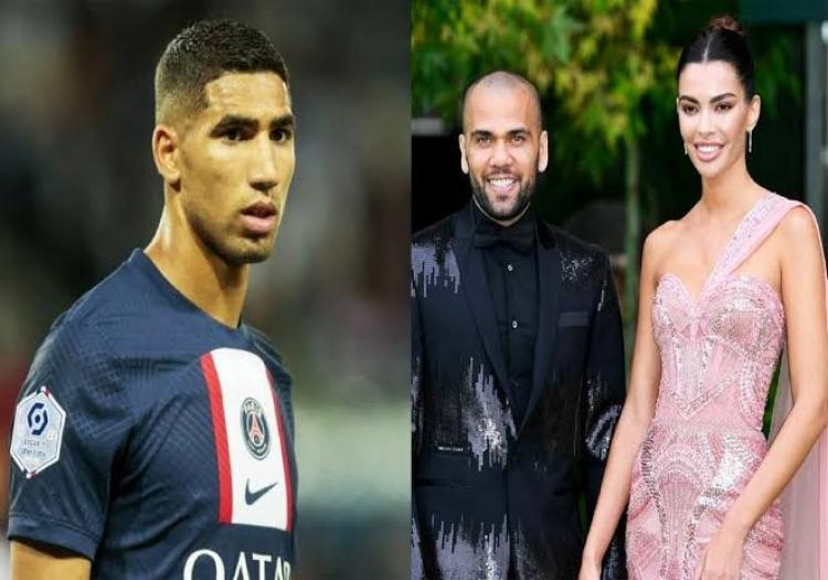 أشرف حكيمي وزوجة الفيس