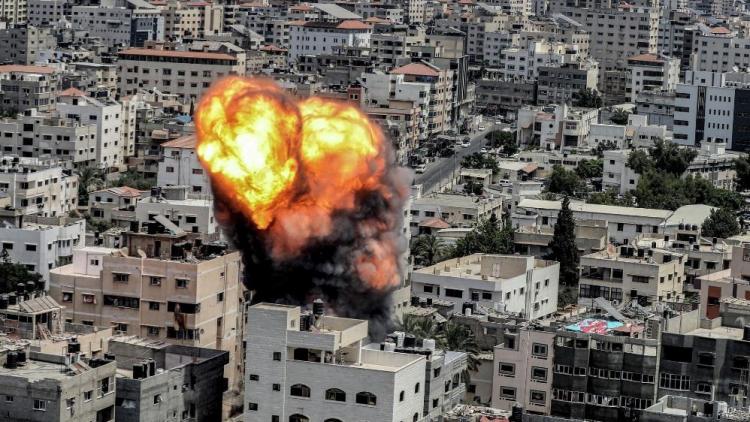 قصف غزة