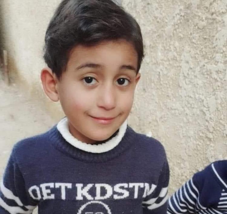 الطفل الذي توفي بعضة أسد حمادة نضال حسن اقطيط