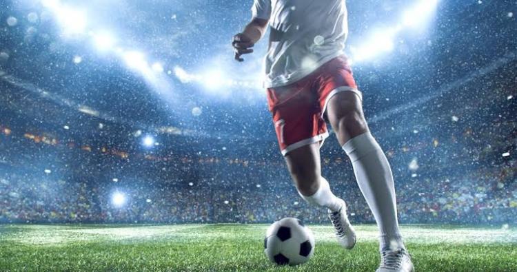 لاعب كرة القدم