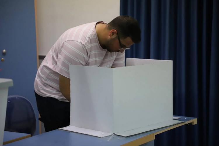 خلال انتخابات مجلس الطلبة في جامعة النجاح الوطنية
