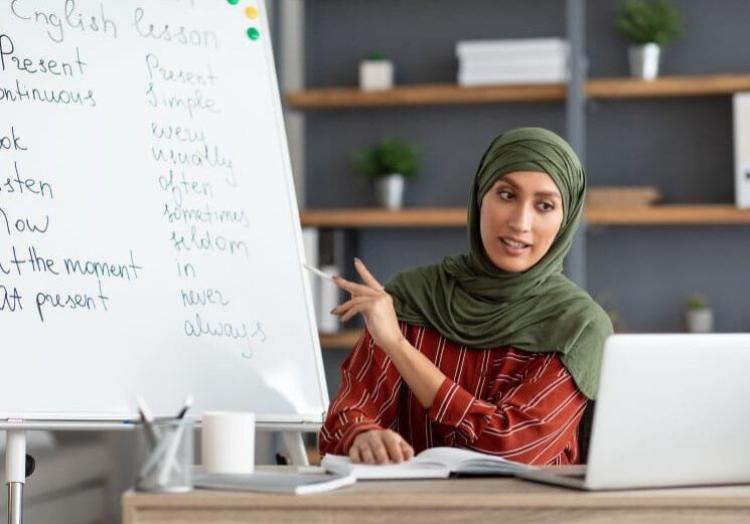 امتحان لغة انجليزية 2023