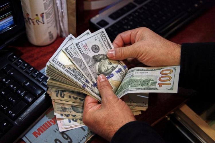 ارتفاع سعر الدولار الأمريكي مقابل الشيكل