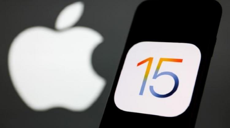 آيفون 15 برو