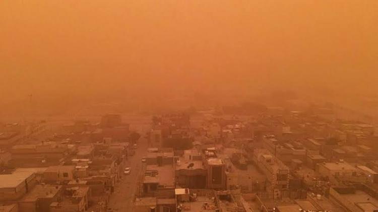 غبار العاصفة دانيال