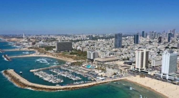 إيران تهدد إسرائيل بملصق إعلاني