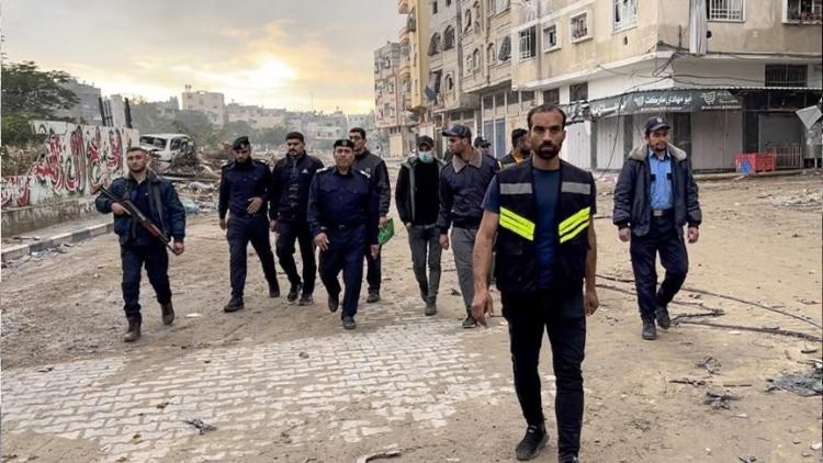 انتشار للشرطة في غزة عقب انسحاب الجيش الإسرائيلي