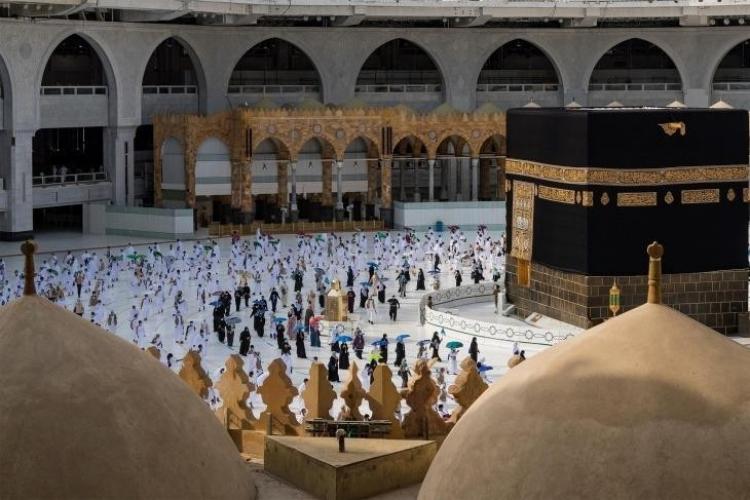 حجاج بيت الله الحرام