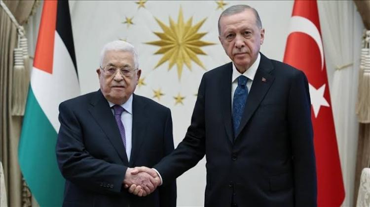 الرئيس محمود عباس والرئيس التركي رجب طيب أردوغان