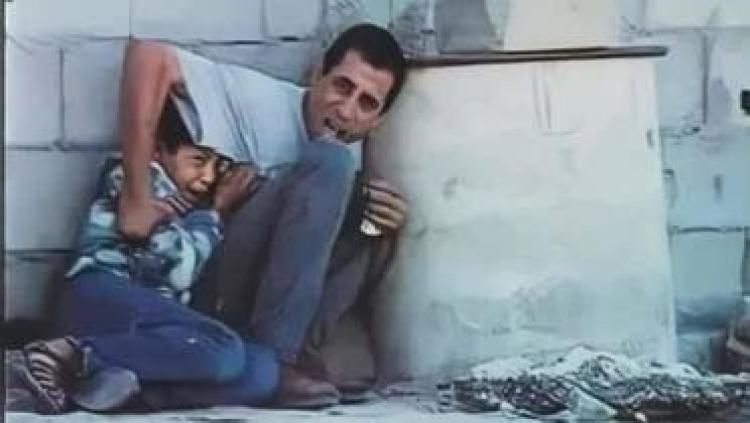 الصور الأشهر للطفل الراحل محمد الدرة ووالده (انتفاضة الأقصى عام 2000)