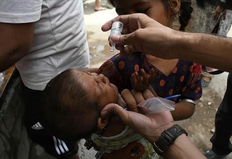 تطعيم الأطفال في قطاع غزة