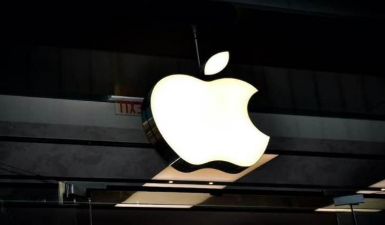 آيفون بشاشة بلا إطار