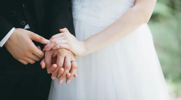 حكاية أب يقتل ابنه العريس قبل زفافه