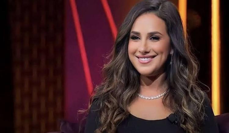 الفنانة شيري عادل