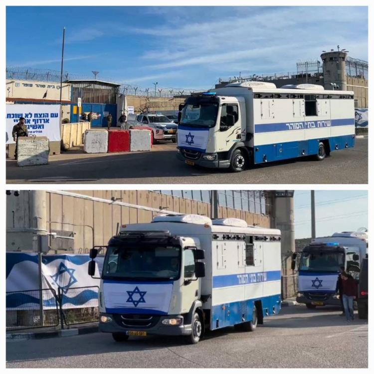 وصول الأسيرات والأسرى لسجن عوفر٬ ممن سيتم الافراج عنهم اليوم ضمن صفقة التبادل