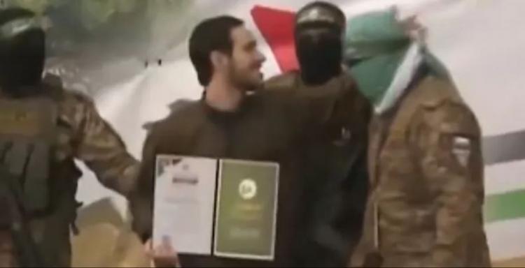 جانب من الفيديو