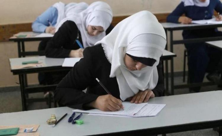 طلبة الثانوية العامة في غزة