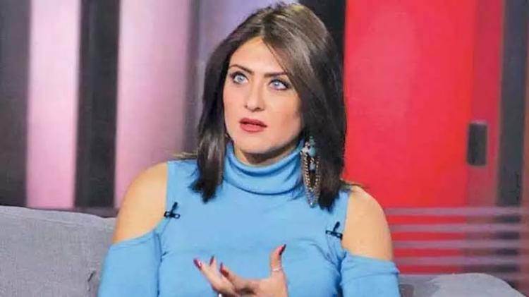 الفنانة هيدي كرم