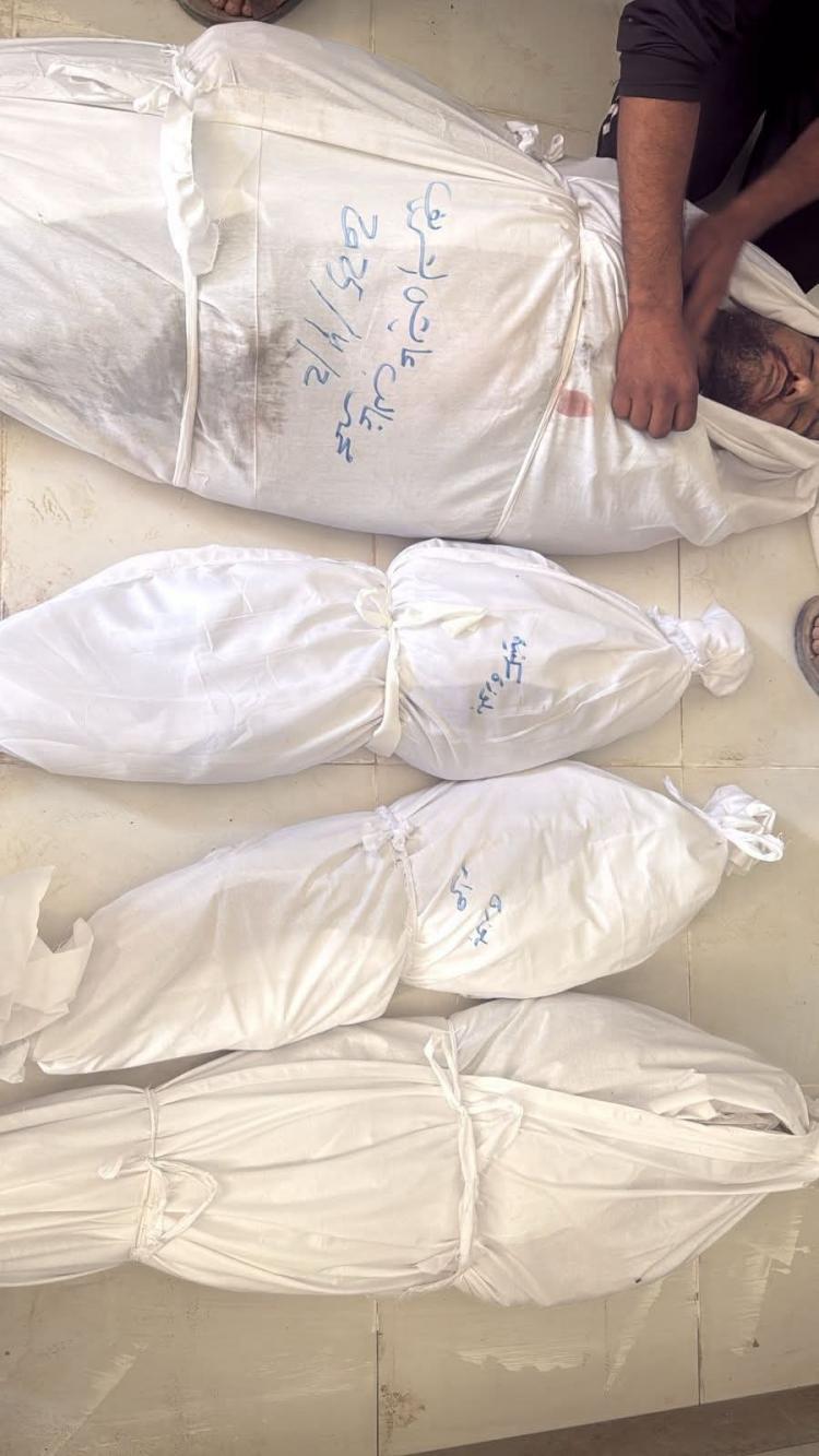 جثامين شهداء مجزرة عيادة الوكالة في حباليا