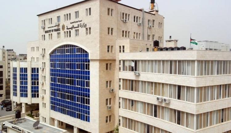 رواتب الموظفين في فلسطين