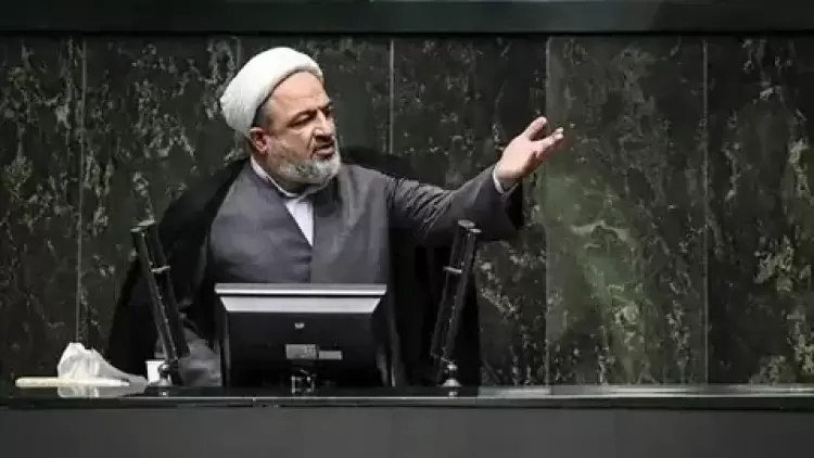 برلماني إيراني