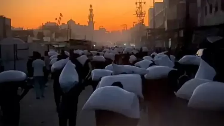 نهب المساعدات