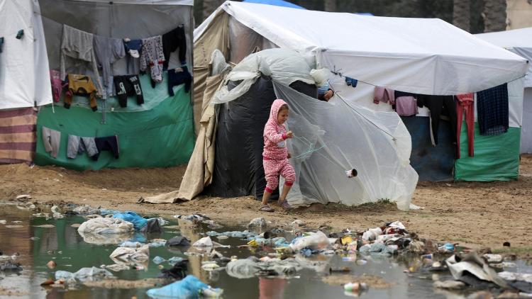 نازحين في مدينة دير البلح