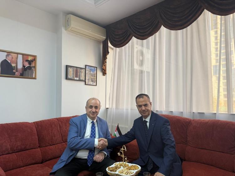 خلال اللقاء