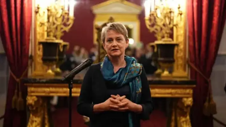 وزيرة الخارجية البريطانية