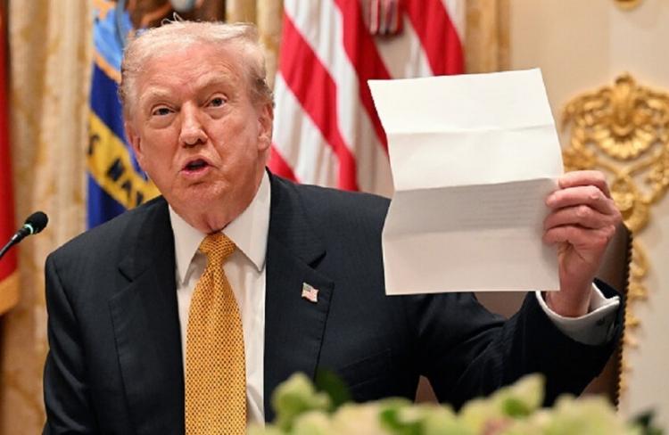 الرئيس الأمريكي دونالد ترامب