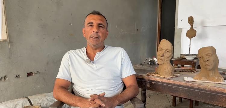 الفنان خالد حسين