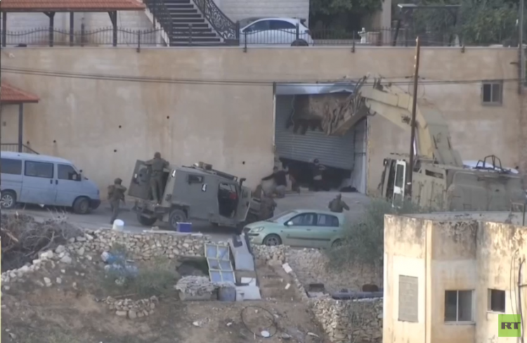 جانب من الفيديو