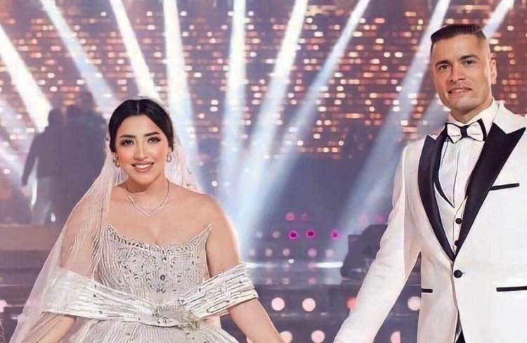 حسن شاكوش وطليقته