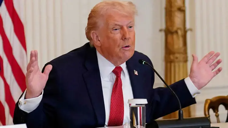 الرئيس الأمريكي دونالد ترامب