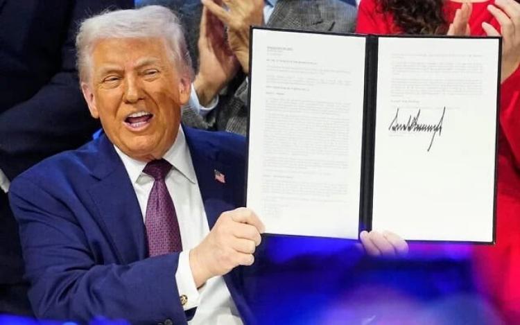 الرئيس الأمريكي دونالد ترامب