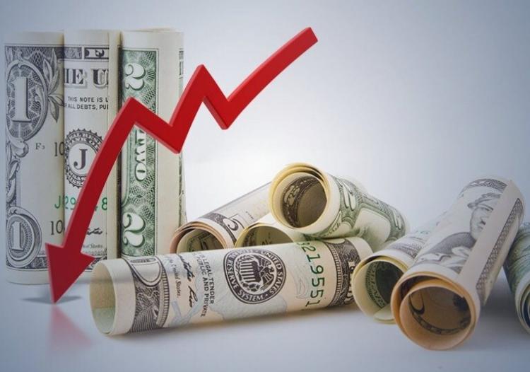 الدولار الامريكي