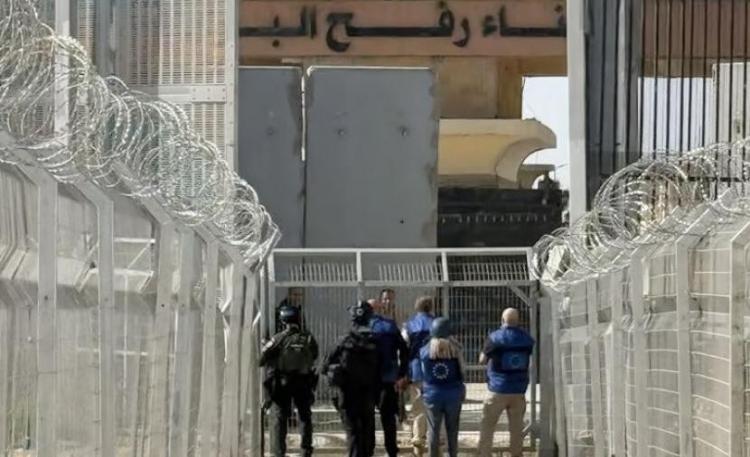 معبر رفح من الجانب الفلسطيني