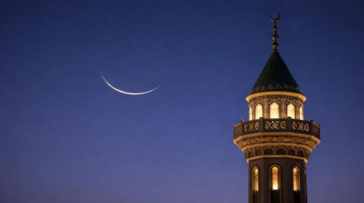 تحري هلال رمضان