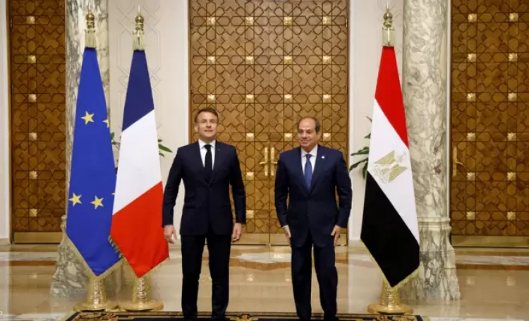 الرئيس المصري ونظيره الفرنسي