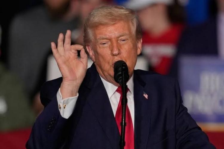 الرئيس الأمريكي دونالد ترامب