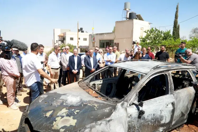 وفد دبلوماسي يطلع على أوضاع قرية كفر مالك ومعاناة الأهالي نتيجة اعتداءات المستعمرين- ارشيفية