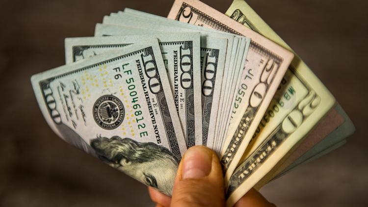 الدولار الأمريكي